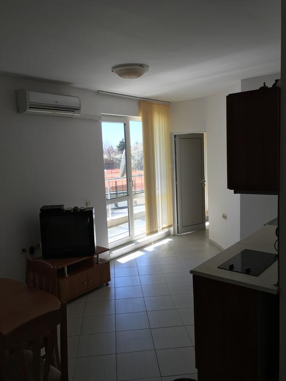 Adonai Apartments Nesebyr Zewnętrze zdjęcie