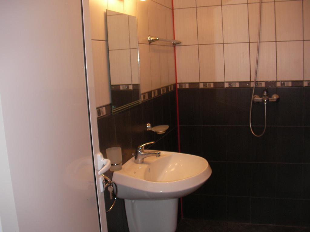 Adonai Apartments Nesebyr Zewnętrze zdjęcie